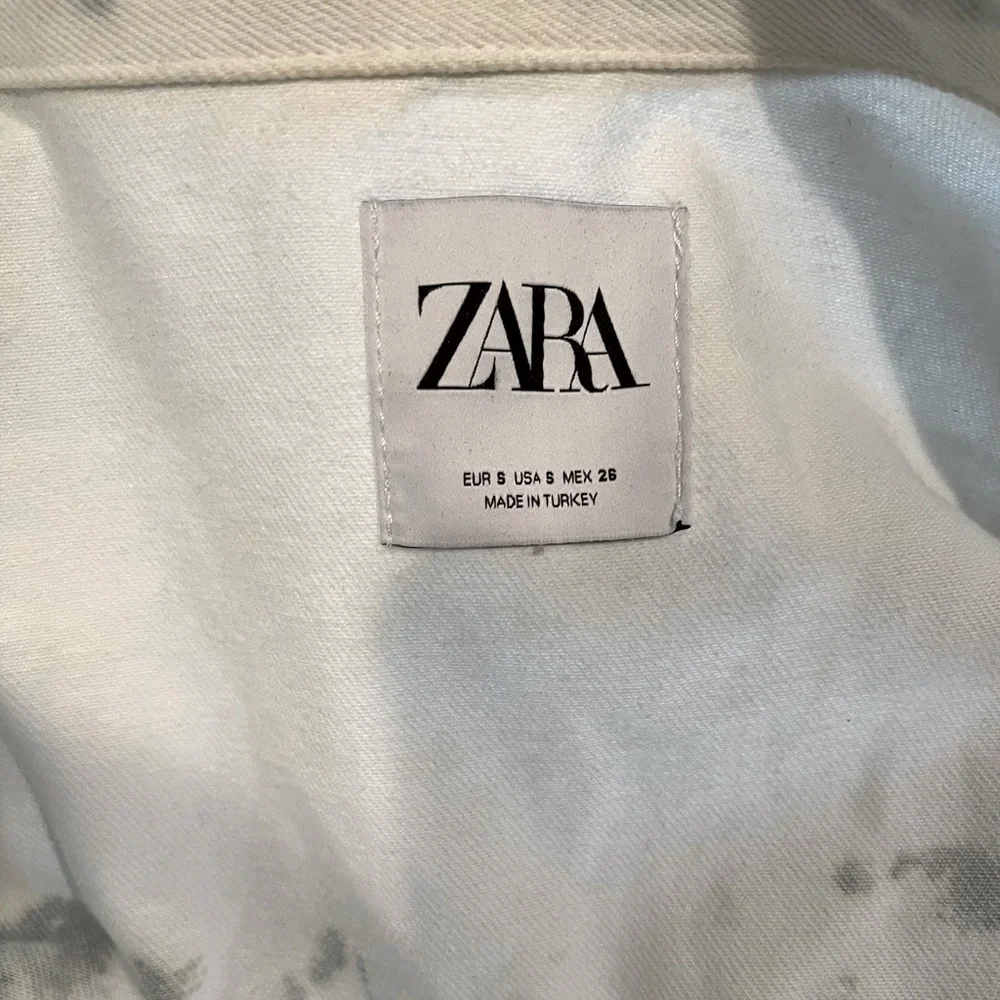 Unique tie dye white denim jean shacket small - Picture 5 of 5